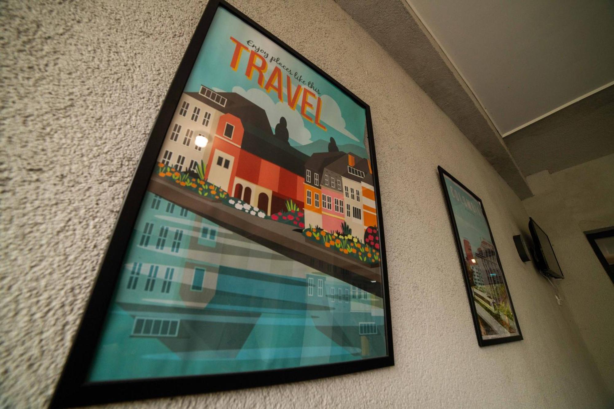 오토페니 Bucharest Airport Accomodation 아파트 호텔 외부 사진