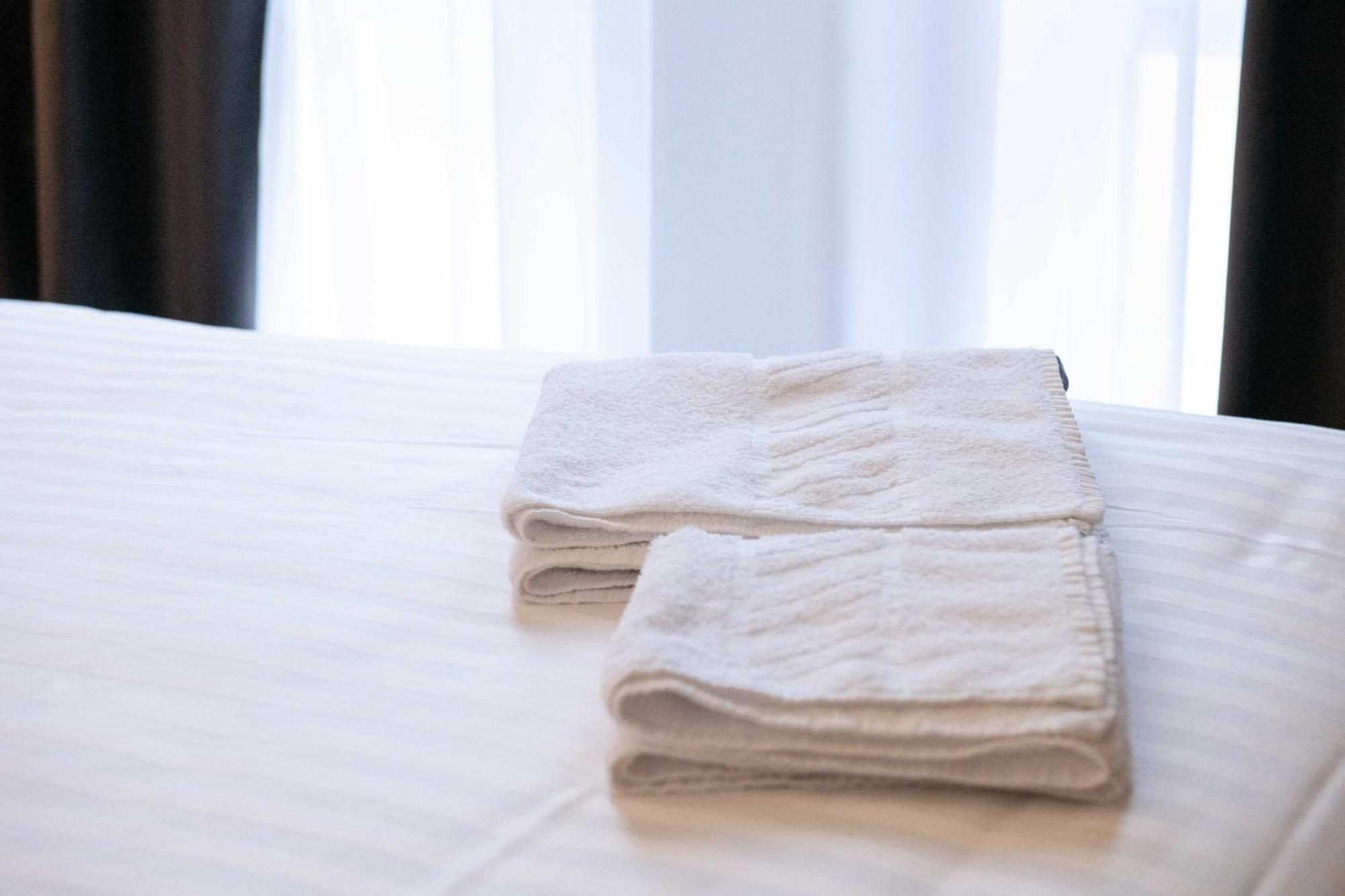 오토페니 Bucharest Airport Accomodation 아파트 호텔 외부 사진