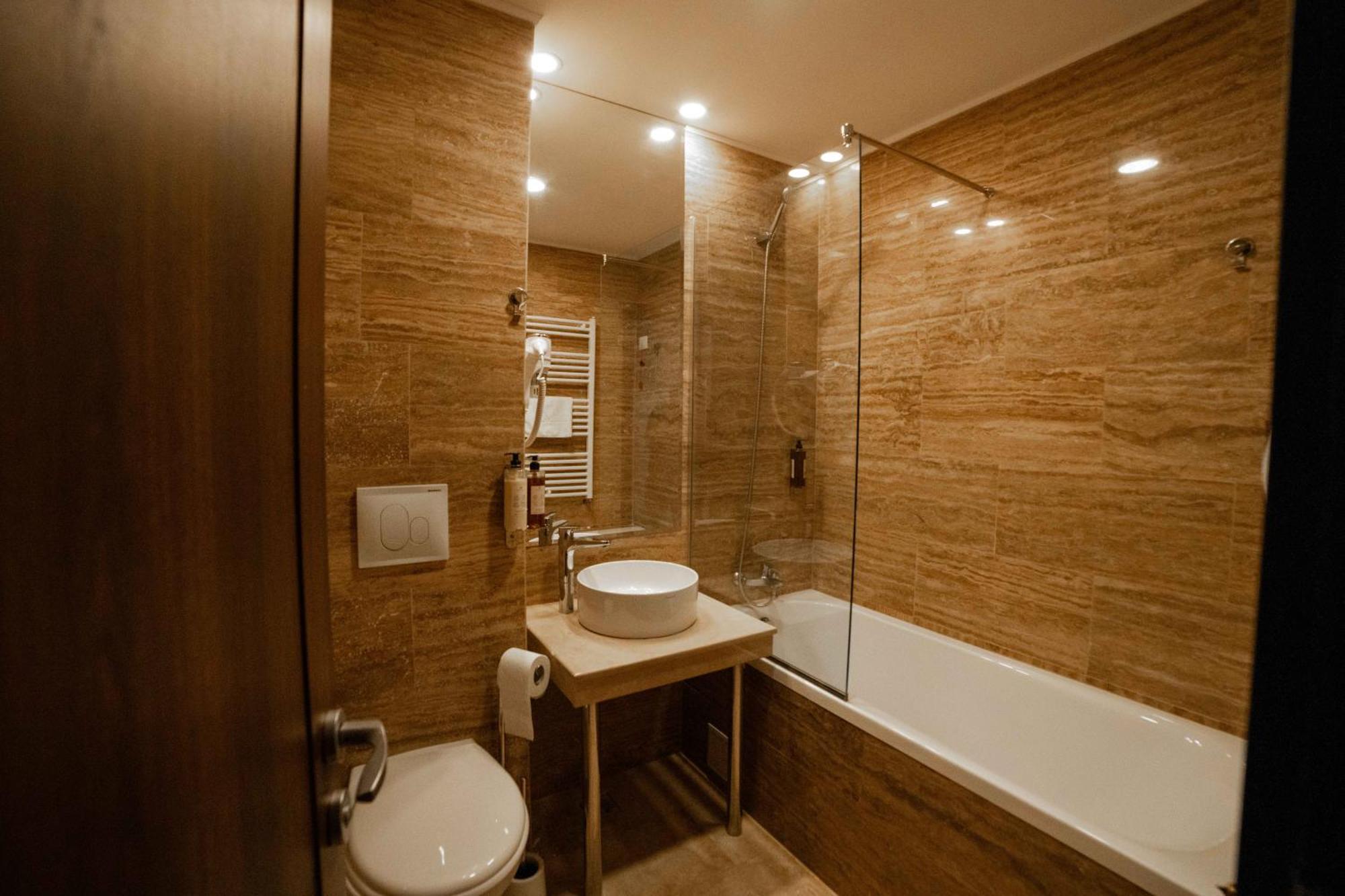 오토페니 Bucharest Airport Accomodation 아파트 호텔 외부 사진
