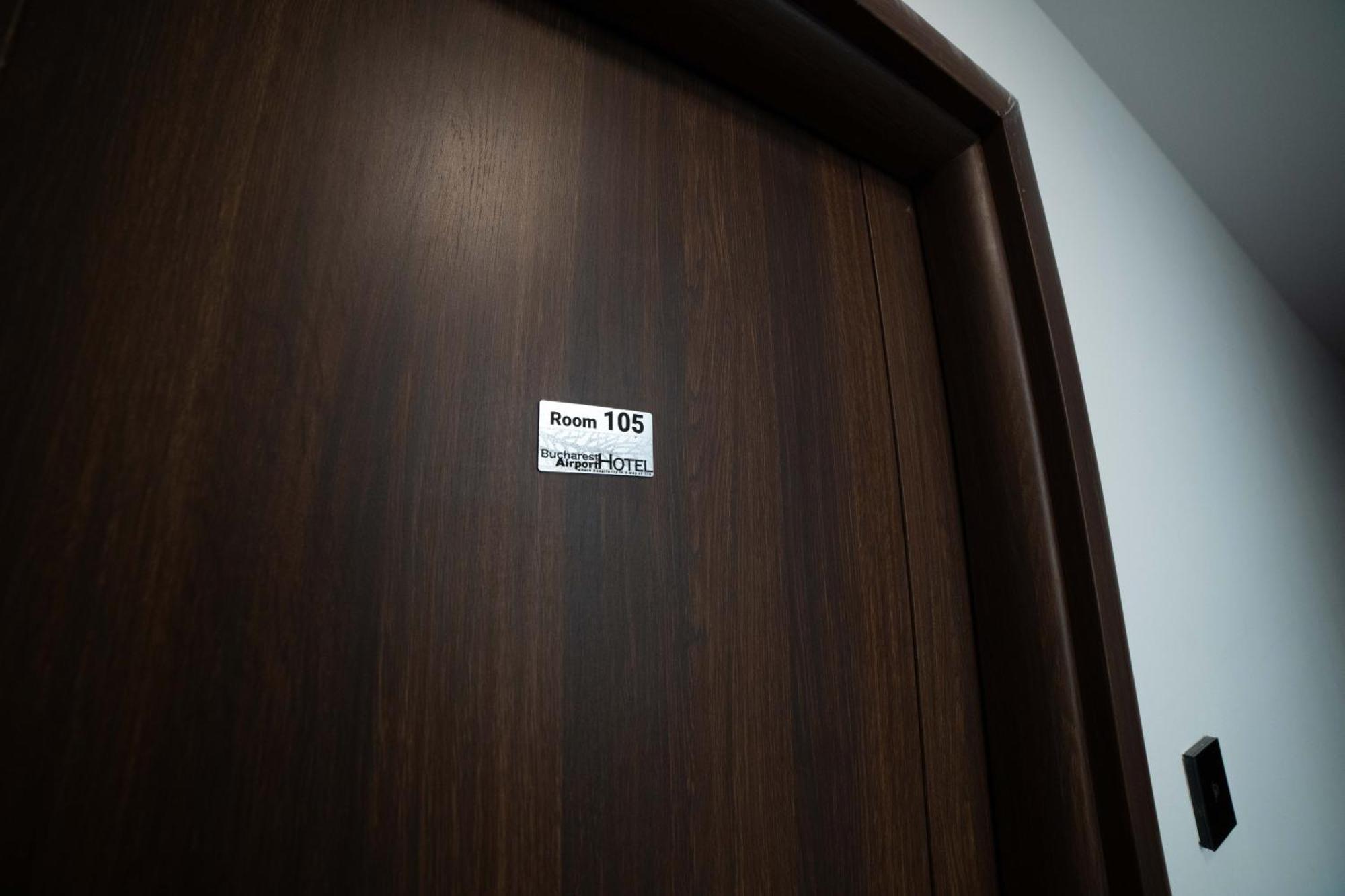 오토페니 Bucharest Airport Accomodation 아파트 호텔 외부 사진