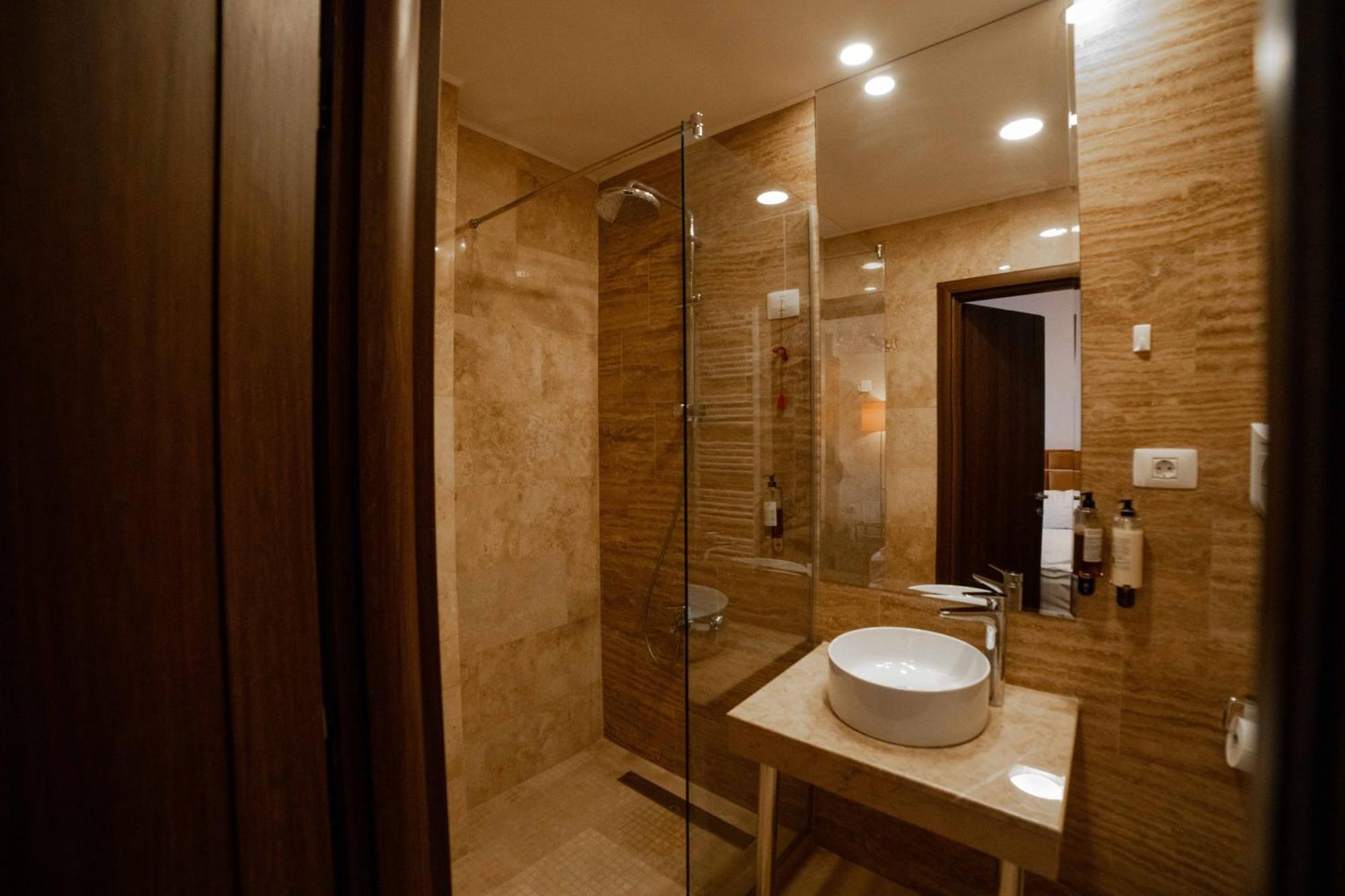 오토페니 Bucharest Airport Accomodation 아파트 호텔 외부 사진