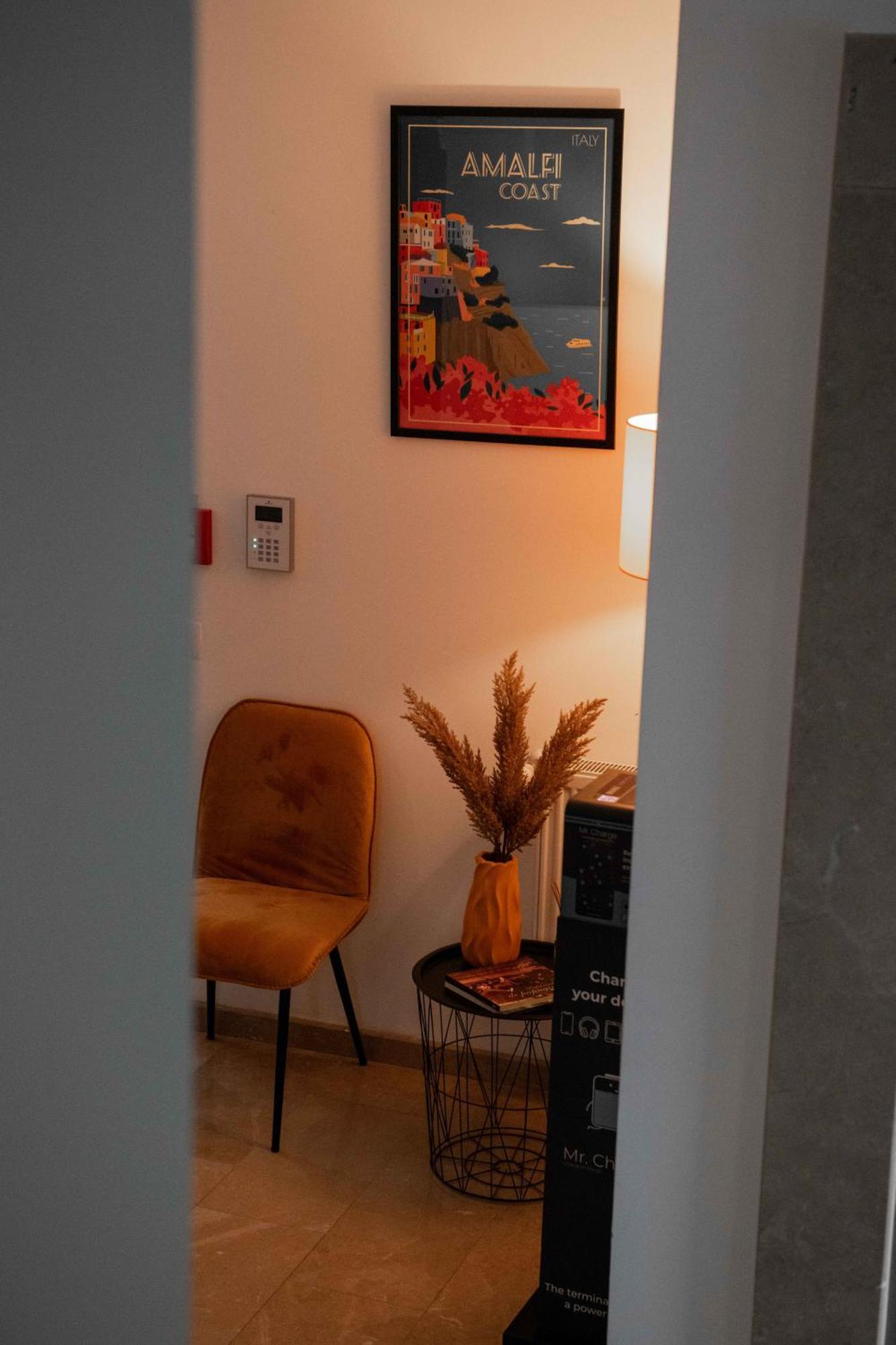 오토페니 Bucharest Airport Accomodation 아파트 호텔 외부 사진