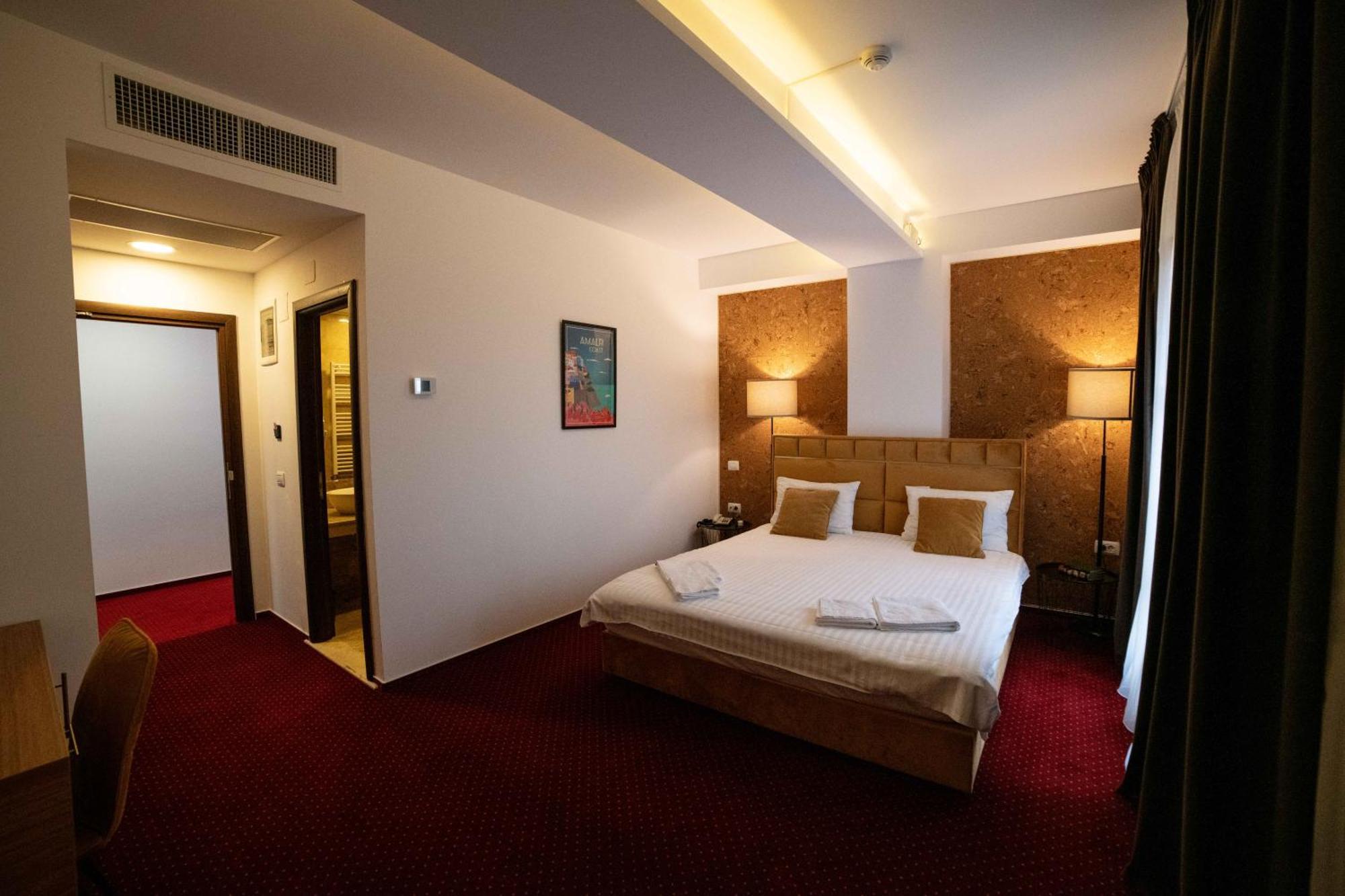 오토페니 Bucharest Airport Accomodation 아파트 호텔 외부 사진